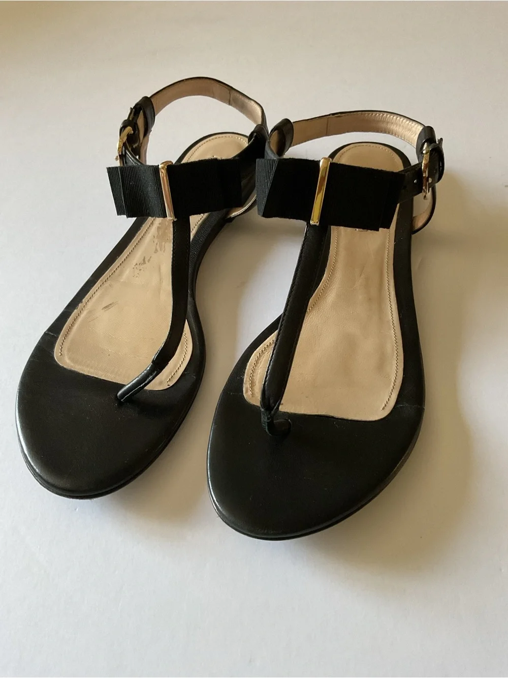 PRADA BLACK LEATHER T-STRAP SANDALS WITH BOW DETAIL GOLD HARDWARE 39.5 / 8.5